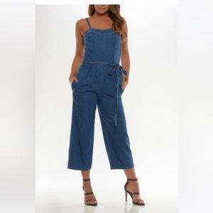 Denim jumpsuit-fitted bodice top - pockets, adjustable straps. AG Jeans. Ex Cond